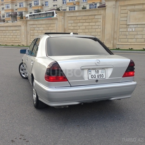 Mercedes C 230 1997, 334,005 km - 2.3 l - Bakı