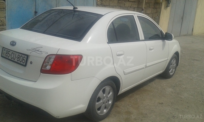 Kia Rio 2009, 240,000 km - 1.4 l - Bakı