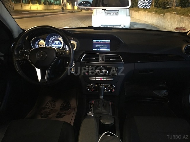 Mercedes C 180 2013, 20,500 km - 1.8 л - Bakı