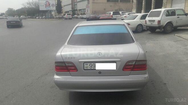 Mercedes E 240 2000, 245,000 km - 2.6 l - Bakı
