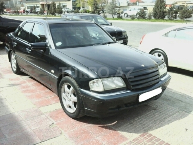 Mercedes C 250 1997, 238,000 km - 2.5 l - Bakı