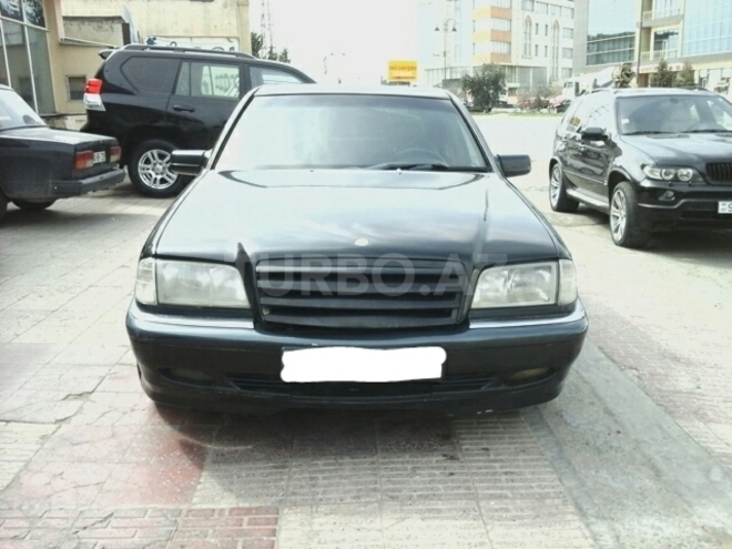Mercedes C 250 1997, 238,000 km - 2.5 l - Bakı