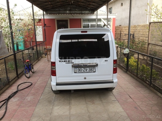Ford Tourneo Connect 2007, 284,000 km - 1.8 l - Bakı