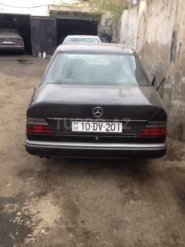 Mercedes E 300 1991, 450,000 km - 3.0 l - Bakı