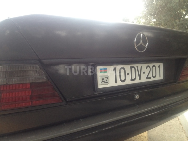 Mercedes E 300 1991, 450,000 km - 3.0 l - Bakı