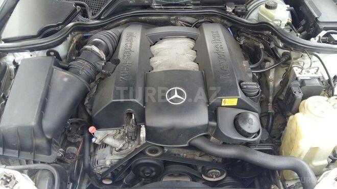 Mercedes E 240 1999, 212,000 km - 2.4 l - Bakı