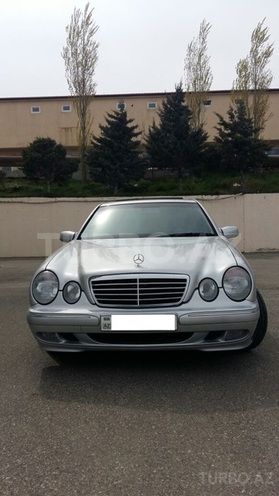Mercedes E 240 1999, 212,000 km - 2.4 l - Bakı