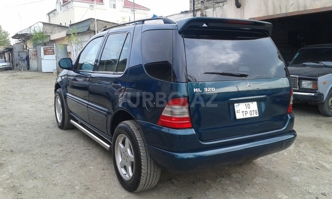 Mercedes ML 320 1999, 195,000 km - 3.2 l - Sumqayıt