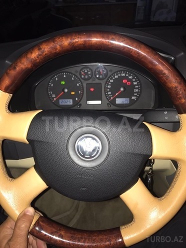 Volkswagen Caravelle 2008, 22,000 km - 3.2 l - Bakı