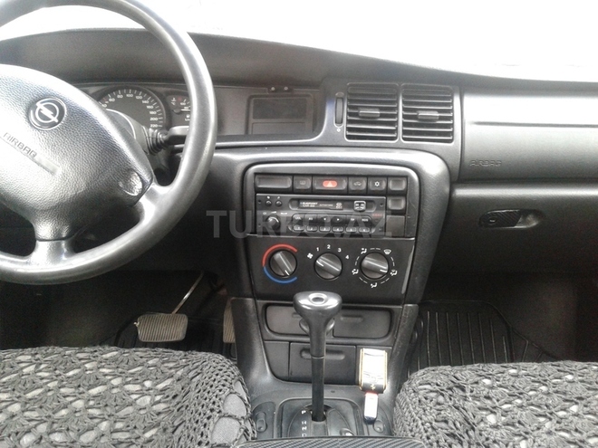 Opel Vectra 1996, 247,000 km - 1.6 л - Zaqatala