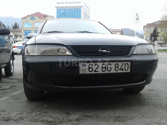 Opel Vectra 1996, 247,000 km - 1.6 л - Zaqatala