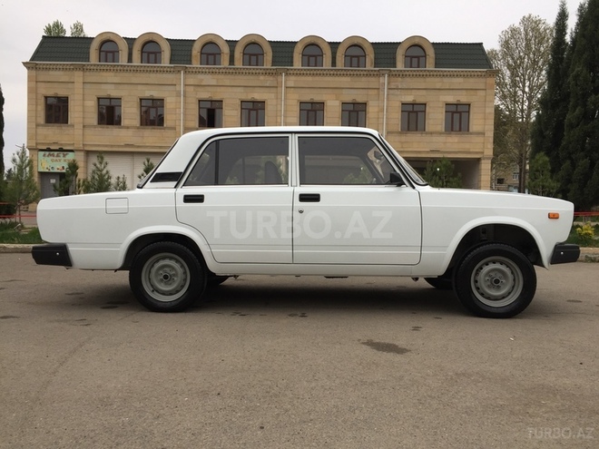 LADA (VAZ) 2107 2011, 86,000 km - 1.6 l - Gəncə