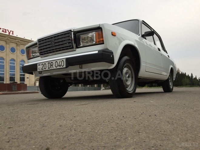 LADA (VAZ) 2107 2011, 86,000 km - 1.6 l - Gəncə