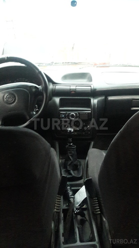 Opel Astra 1997, 200,000 km - 1.6 l - Bakı