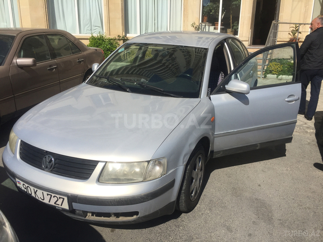 Volkswagen Passat 1997, 205,000 km - 1.8 l - Bakı