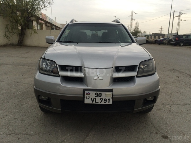 Mitsubishi Outlander 2002, 118,041 km - 2.4 л - Sumqayıt