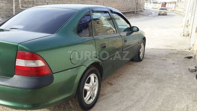Opel Vectra 1997, 285,000 km - 1.8 л - Bakı