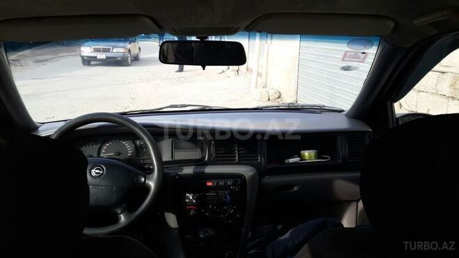Opel Vectra 1997, 285,000 km - 1.8 л - Bakı