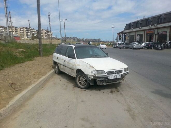 Opel Astra 1995, 321,650 km - 1.7 l - Bakı