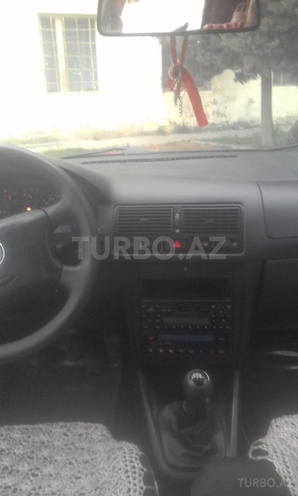Volkswagen Golf 1998, 130,000 km - 1.6 l - Sumqayıt