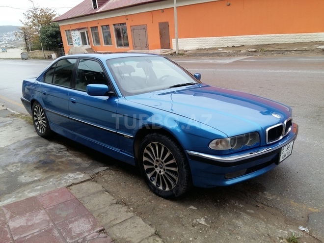BMW 730 2000, 300,000 km - 3.0 л - Bakı