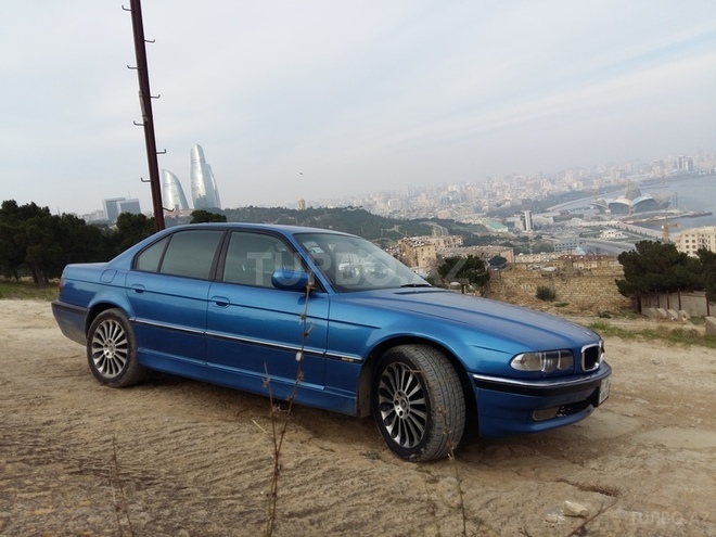 BMW 730 2000, 300,000 km - 3.0 л - Bakı