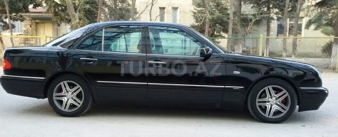 Mercedes E 280 1996, 350,000 km - 2.8 l - Sumqayıt
