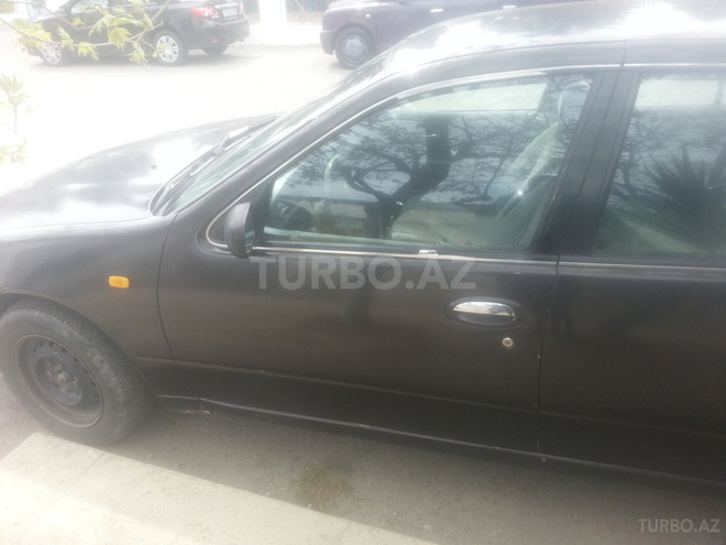 Nissan Bluebird 1996, 200,000 km - 2.0 л - Bakı