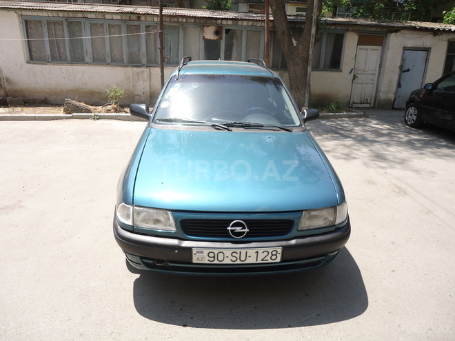 Opel Astra 1997, 178,757 km - 1.6 l - Bakı