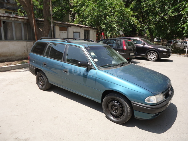 Opel Astra 1997, 178,757 km - 1.6 l - Bakı
