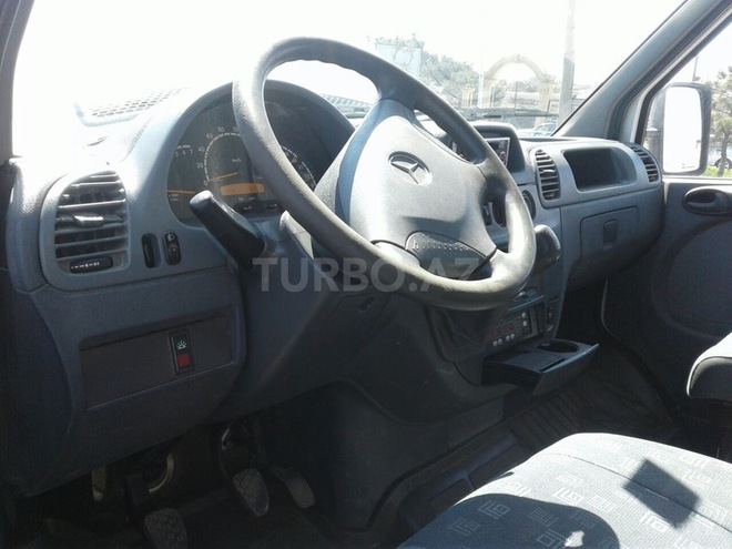Mercedes 308 D 2004, 248,000 km - 2.5 l - Bakı
