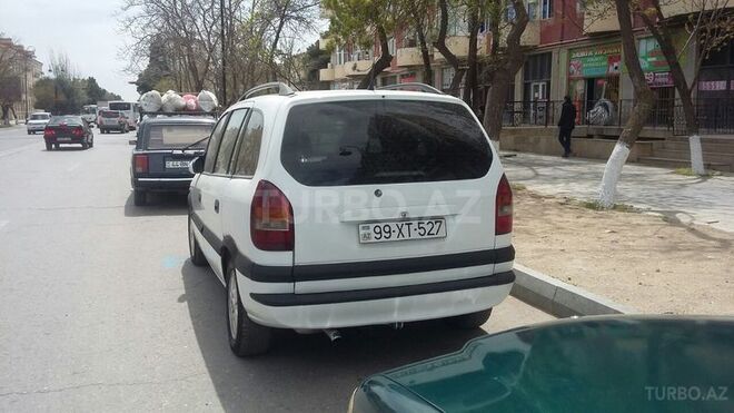 Opel Zafira 2000, 350,000 km - 2.0 l - Sumqayıt