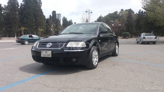 Volkswagen Passat 2003, 120,000 km - 1.8 l - Sumqayıt