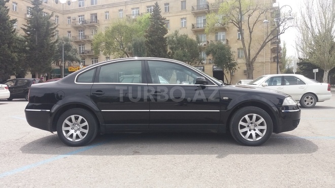 Volkswagen Passat 2003, 120,000 km - 1.8 l - Sumqayıt