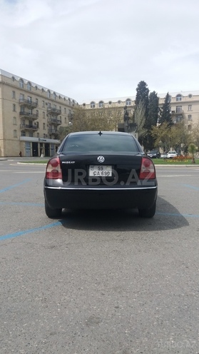 Volkswagen Passat 2003, 120,000 km - 1.8 l - Sumqayıt