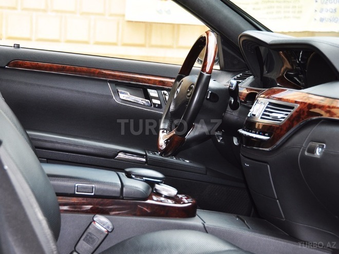 Mercedes S 500 2009, 180,000 km - 5.5 л - Bakı