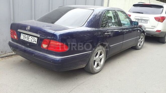 Mercedes E 240 1998, 180,000 km - 2.4 л - Bakı