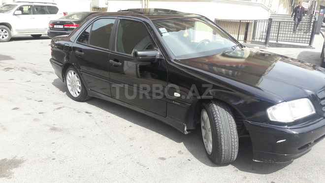 Mercedes C 200 1998, 300,000 km - 2.0 l - Bakı