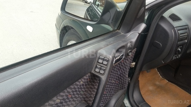 Opel Astra 2001, 184,000 km - 1.6 l - Bakı