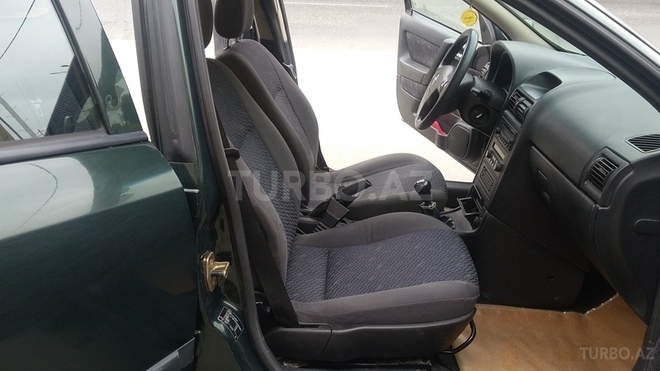 Opel Astra 2001, 184,000 km - 1.6 l - Bakı