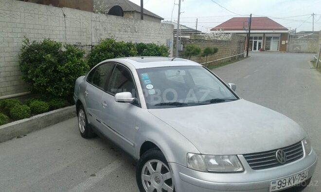 Volkswagen Passat 2000, 370,000 km - 1.8 l - Bakı