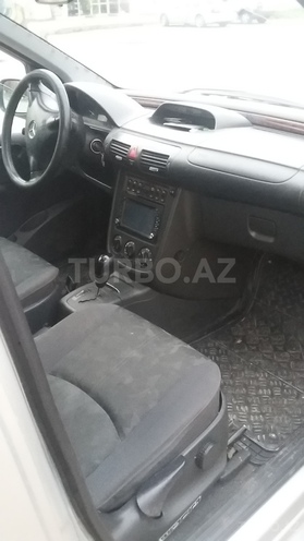 Mercedes Vaneo 2002, 210,000 km - 0.1 l - Qazax
