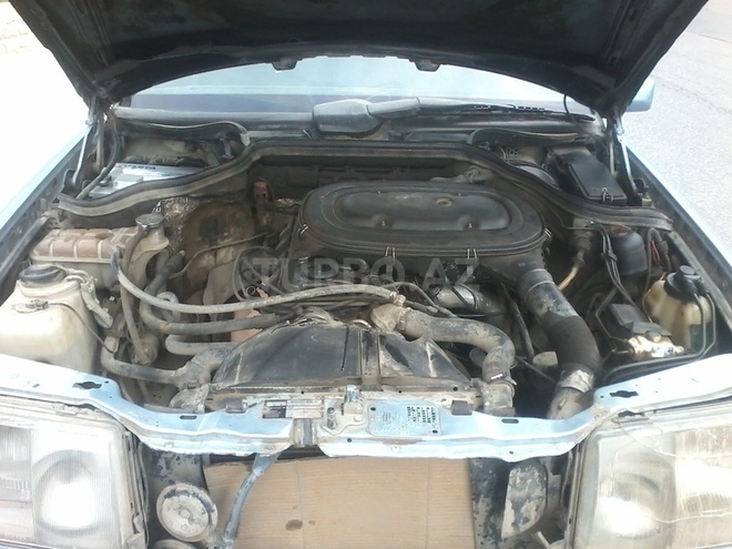 Mercedes E 230 1991, 253,000 km - 2.3 l - Bakı