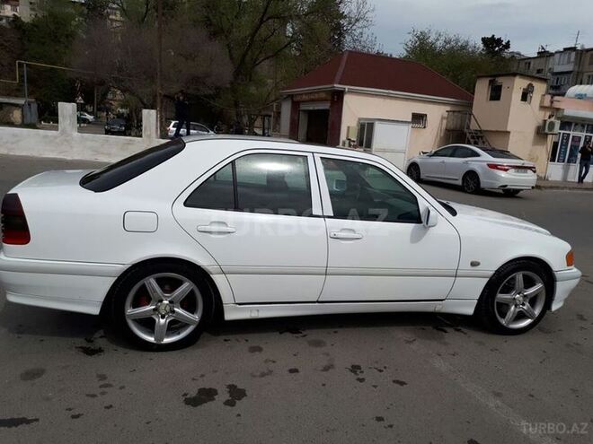 Mercedes C 200 1997, 218,000 km - 2.0 l - Bakı