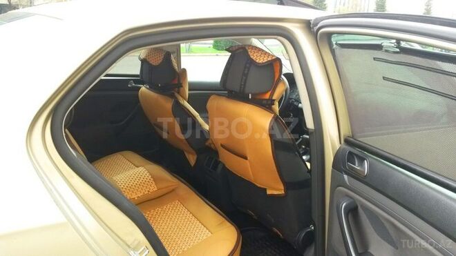 Volkswagen Jetta 2009, 100,000 km - 1.6 l - Bakı