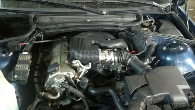 BMW 318 2000, 174,000 km - 1.9 l - Bakı
