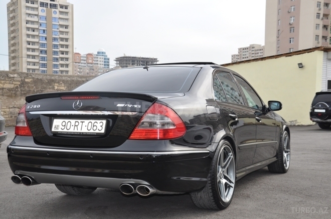 Mercedes E 280 2006, 133,333 km - 3.0 l - Bakı