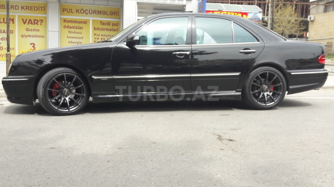 Mercedes E 240 2000, 223,000 km - 2.4 l - Bakı