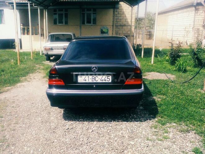 Mercedes C 180 1995, 220,000 km - 1.8 л - Ağcabədi