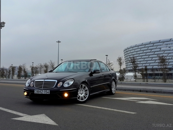 Mercedes E 320 2003, 269,999 km - 3.2 l - Bakı